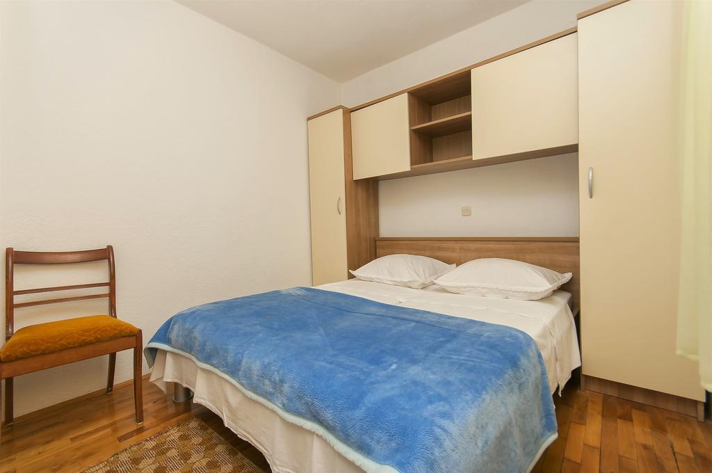 Apartments Luca โรกอซนิซา ภายนอก รูปภาพ