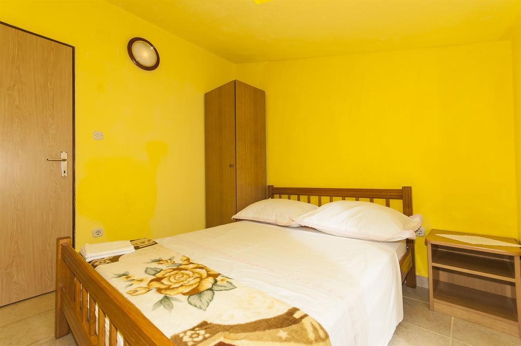 Apartments Luca โรกอซนิซา ภายนอก รูปภาพ
