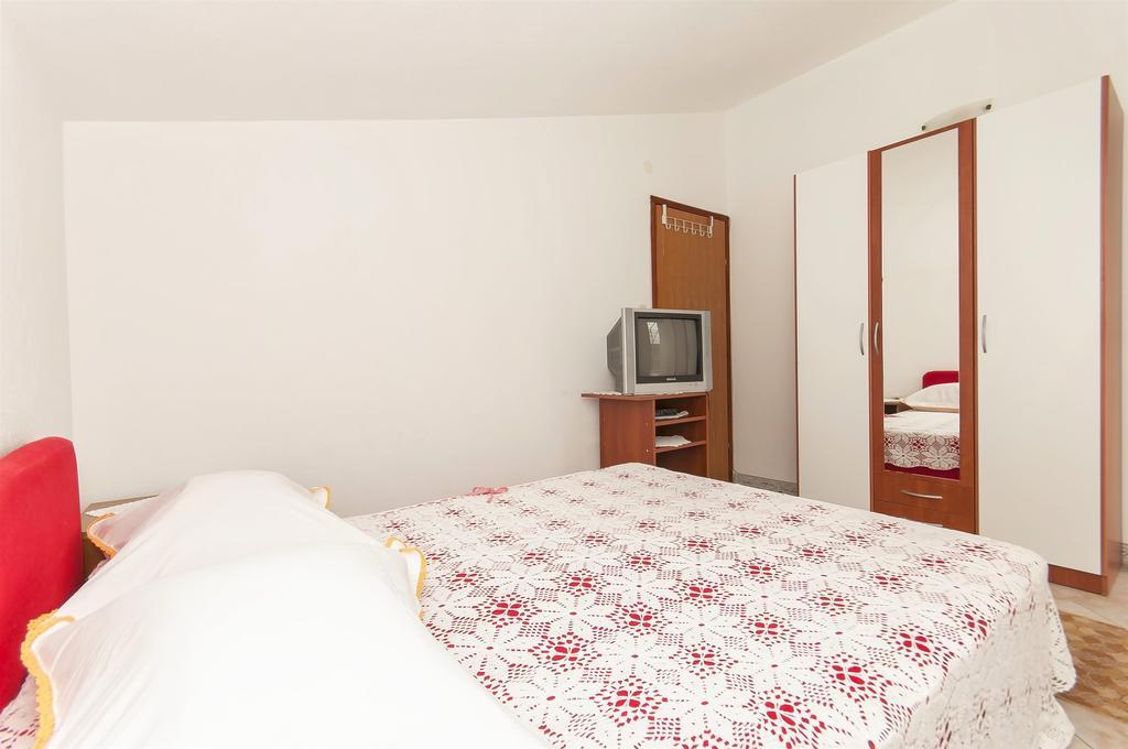 Apartments Luca โรกอซนิซา ภายนอก รูปภาพ