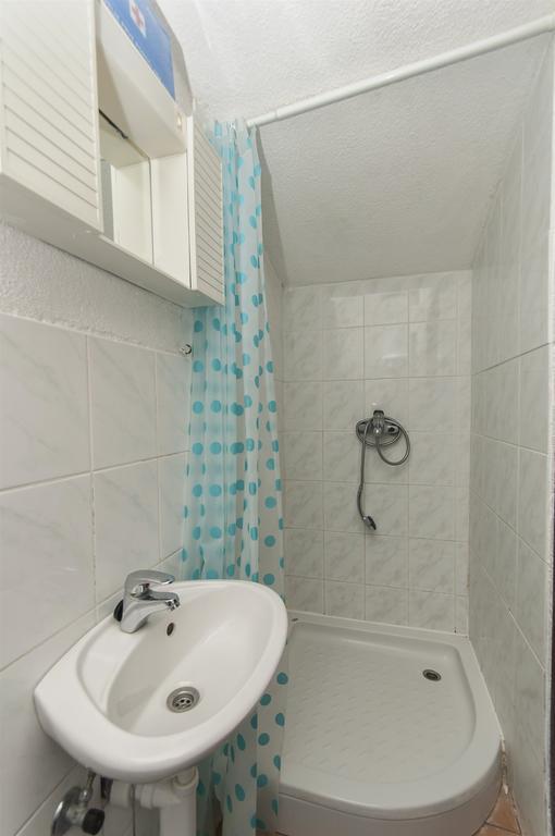 Apartments Luca โรกอซนิซา ภายนอก รูปภาพ